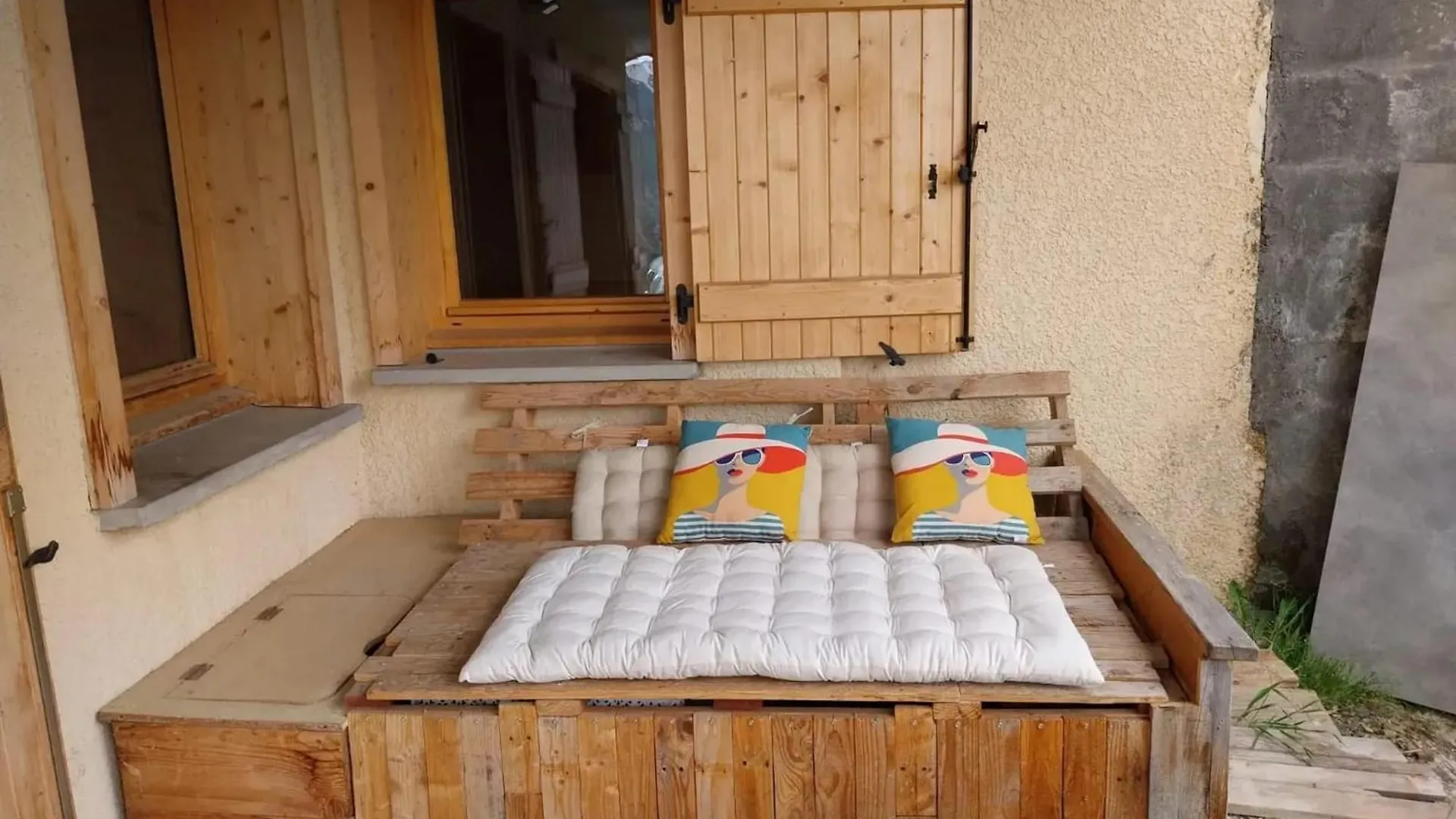 Daire Appartement En Montagne Aux Belleville - 48 M² Terrasse Ensoleillee Planvillard